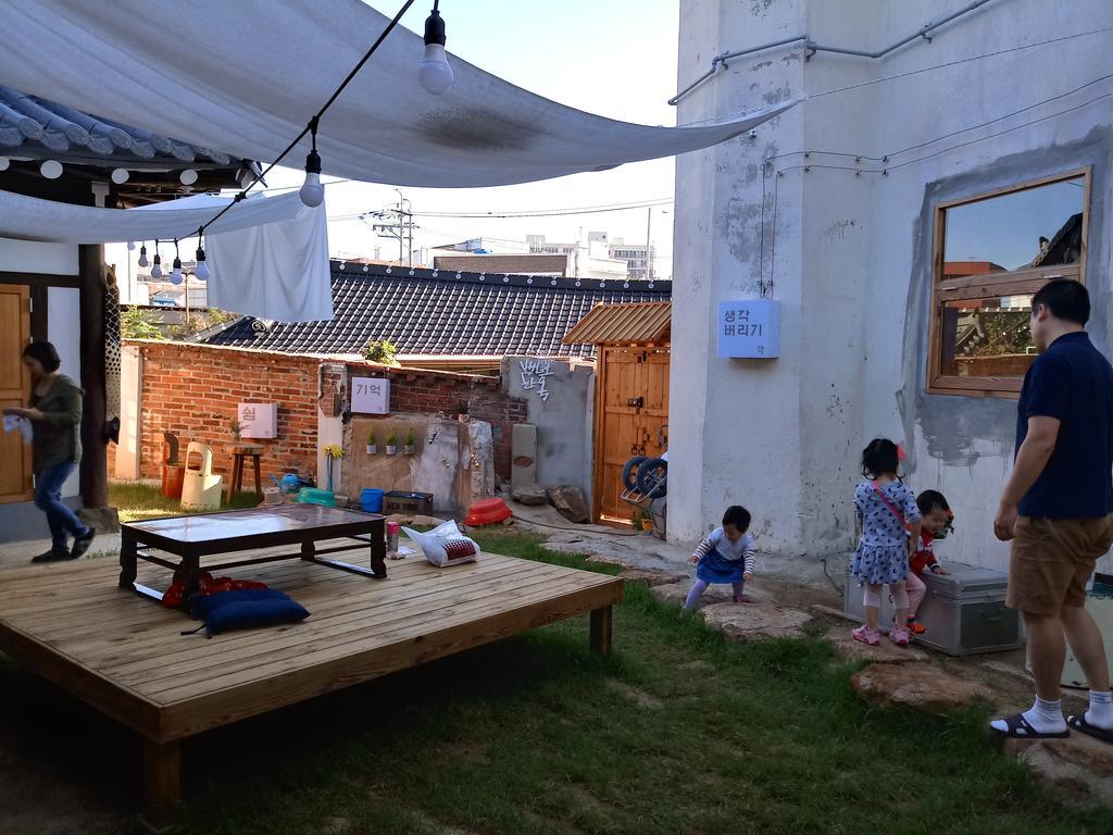 Hundred Years Hanok Мокпо Екстериор снимка