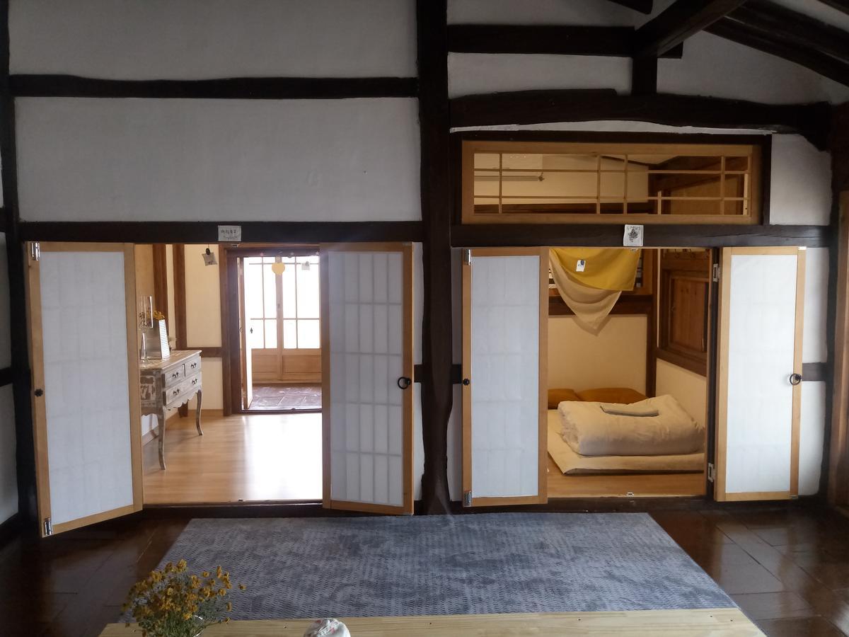 Hundred Years Hanok Мокпо Екстериор снимка