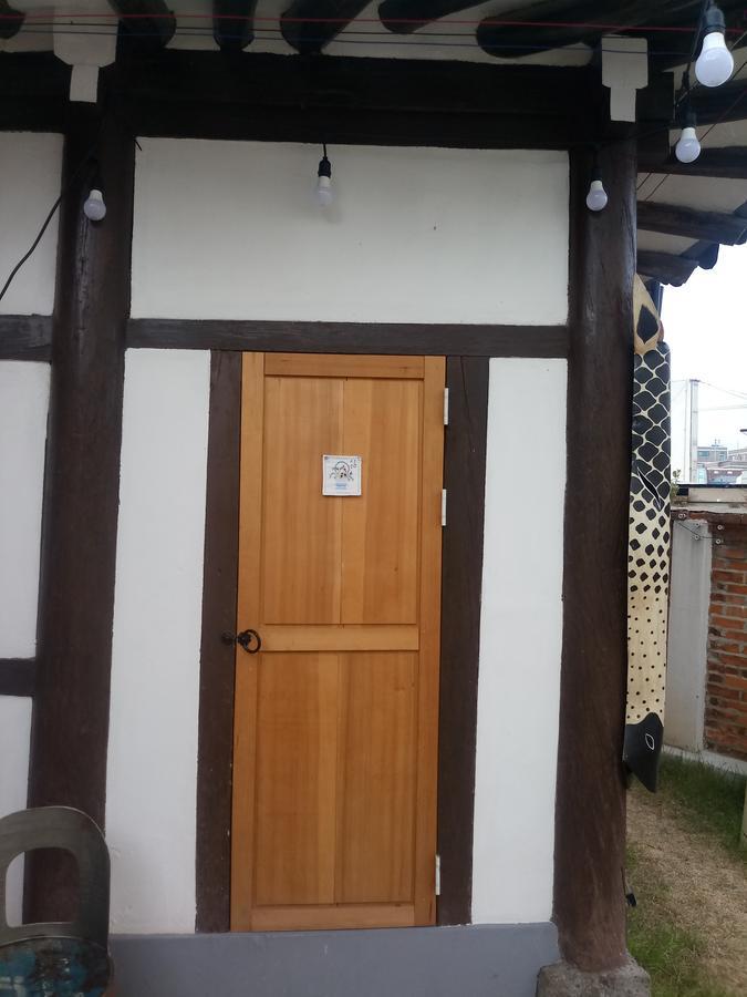 Hundred Years Hanok Мокпо Екстериор снимка