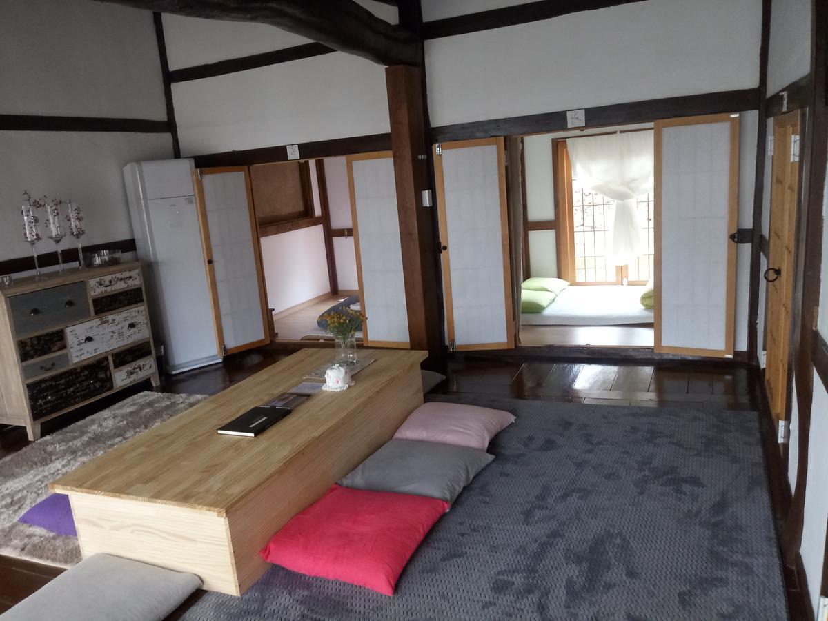 Hundred Years Hanok Мокпо Екстериор снимка