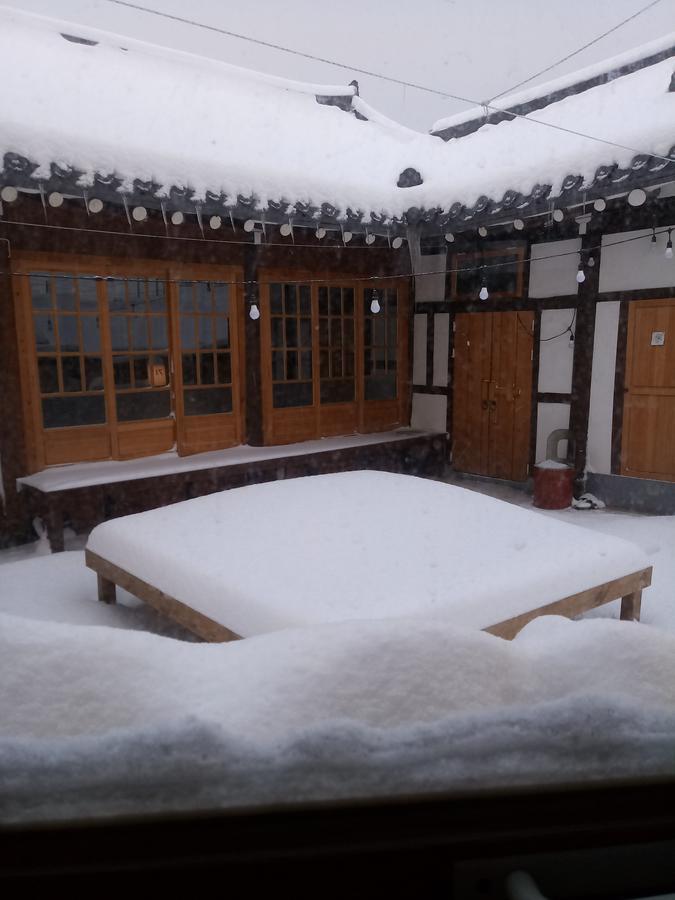 Hundred Years Hanok Мокпо Екстериор снимка